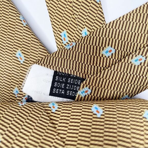 Michel Domit Men's 100% Silk Tie Italian gold yellow print - Picture 3 of 6